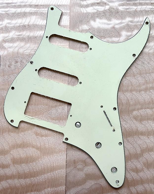 Maybach Stradovari HSS Pickguard Aged