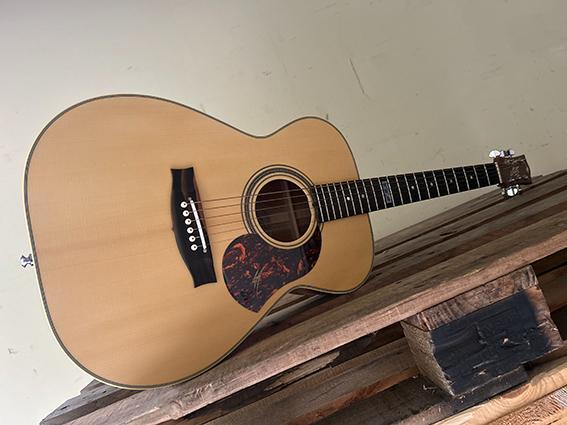 Maton EBG 808 TE  - B-Stock - kleine Mängel